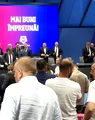 Adrian Mititelu a întrerupt discursul lui Răzvan Burleanu la Adunarea Generală a FRF, s-a contract cu reprezentanții cluburilor, iar la final a fost umilit de președintele federației! Patronul FCU Craiova a amenințat că se retrage din fotbal