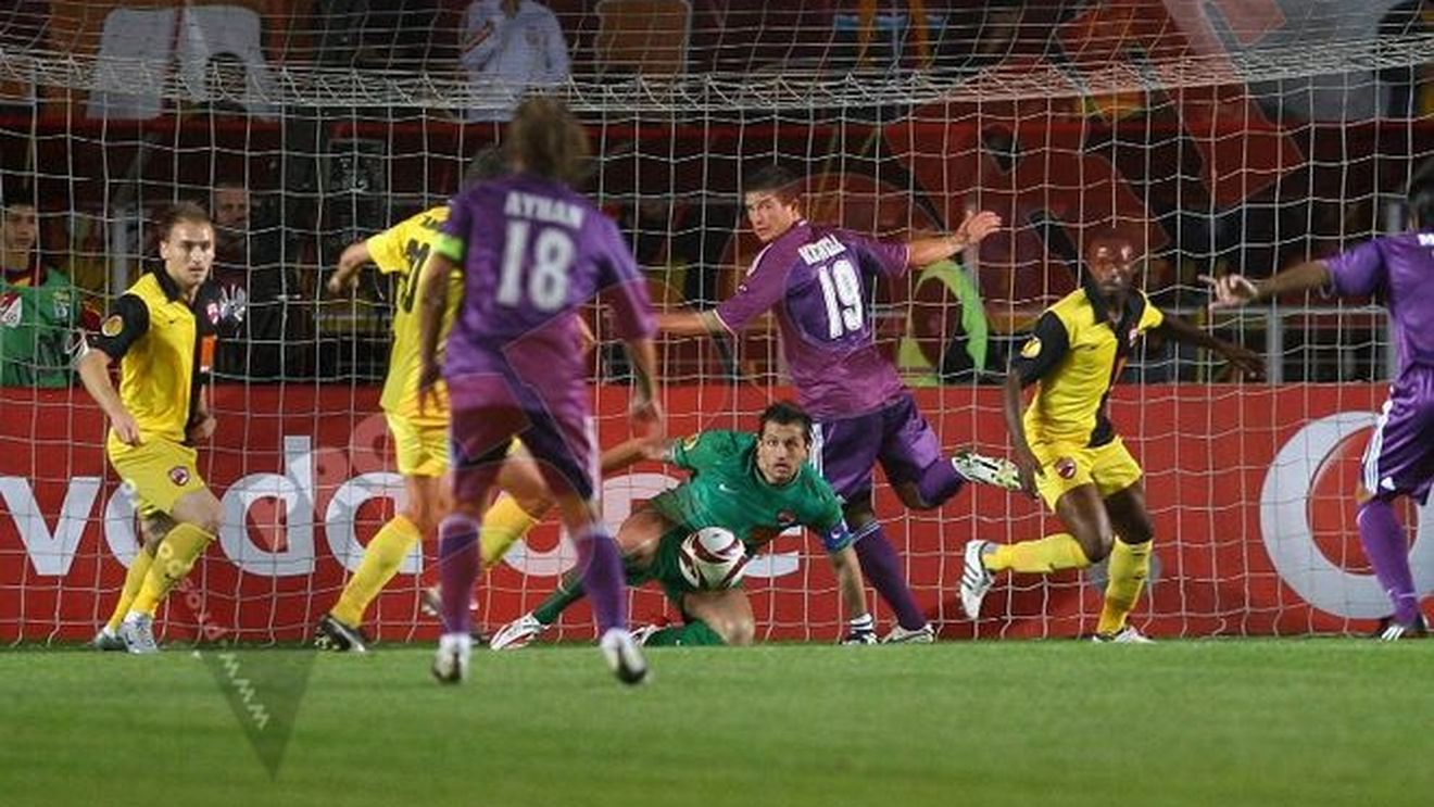 "Boștină nu știe să dea cu piciorul în minge! ** Nu înțeleg ce caută Diabate la Dinamo!"