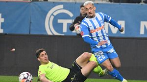 Universitatea Craiova - Farul Constanța 1-0, în etapa 29 din Superliga. Echipa lui Mirel Rădoi a urcat pe primul loc