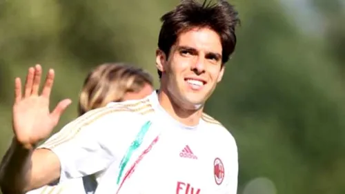 FOTO Kaka, primit cu urale la primul antrenament după revenirea la AC Milan