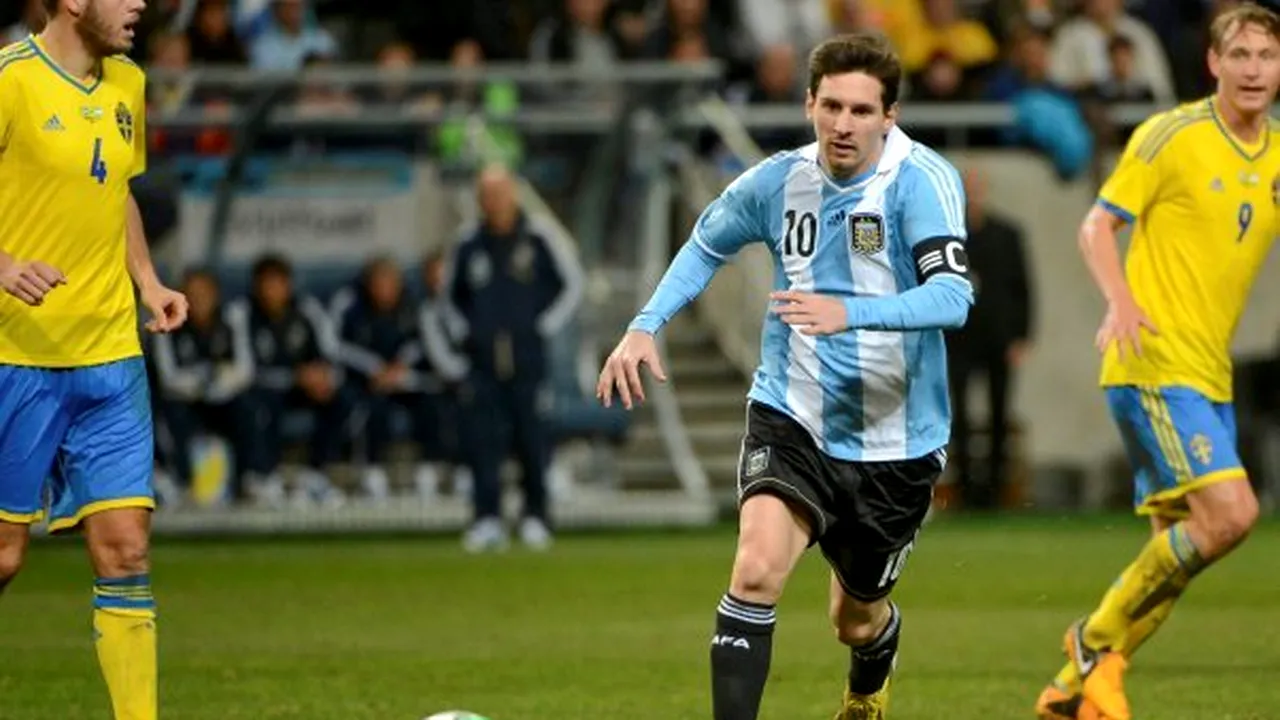 VIDEO: Scena serii în Europa.** Un fan a păstruns pe teren la partida Argentina - Suedia și s-a dus țintă spre Messi. Faza s-a încheiat emoționant :)