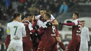 Nu doar arbitrajul l-a nemulțumit pe Petrescu. Țucudean: "Mister ne-a spus că nu s-a mai întâmplat asta de când e el aici". Ce l-a deranjat pe SuperDan și concluziile vârfului