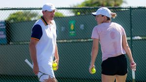 Simona Halep nu mai aruncă ușor cu banii! Ce salariu îi oferă noului antrenor, după ce l-a plătit regește pe Darren Cahill | EXCLUSIV