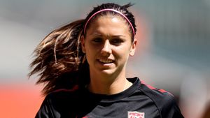 VIDEO** Spectacol la feminin! Alex Morgan reușește o execuție marca Ibrahimovic