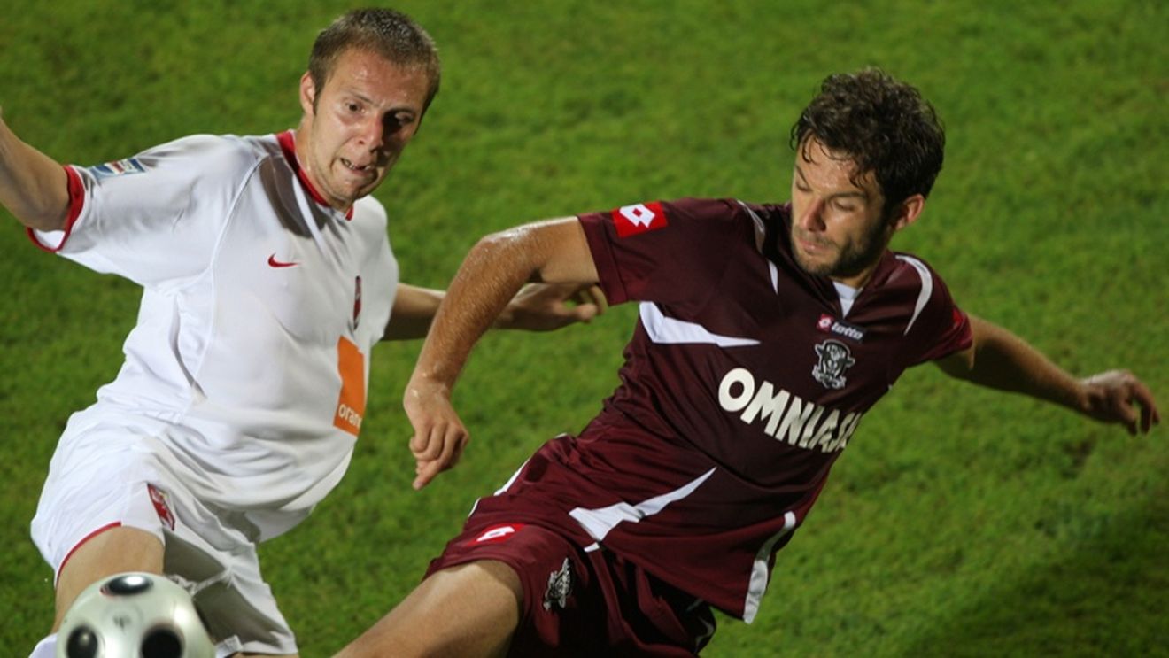 Naționala îi încurcă pe "câini"!** Turcu: "Vom cere amânarea partidei cu Rapid!"