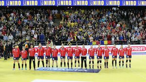 Culise ale afacerii FRH - Hummel. Sponsorizare de 375.000 de euro, dar "pentru a acoperi tot necesarul de echipament la loturi, Federația trebuie să mai cumpere încă de vreo 120.000 de euro pe an". Reacția președintelui FRH