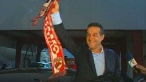 EXCLUSIV | Dezvăluiri tari, după 12 ani! Becali a pus pe masă un milion de euro și a purtat fularul lui Dinamo la un meci în Ștefan cel Mare: "E mult de povestit"