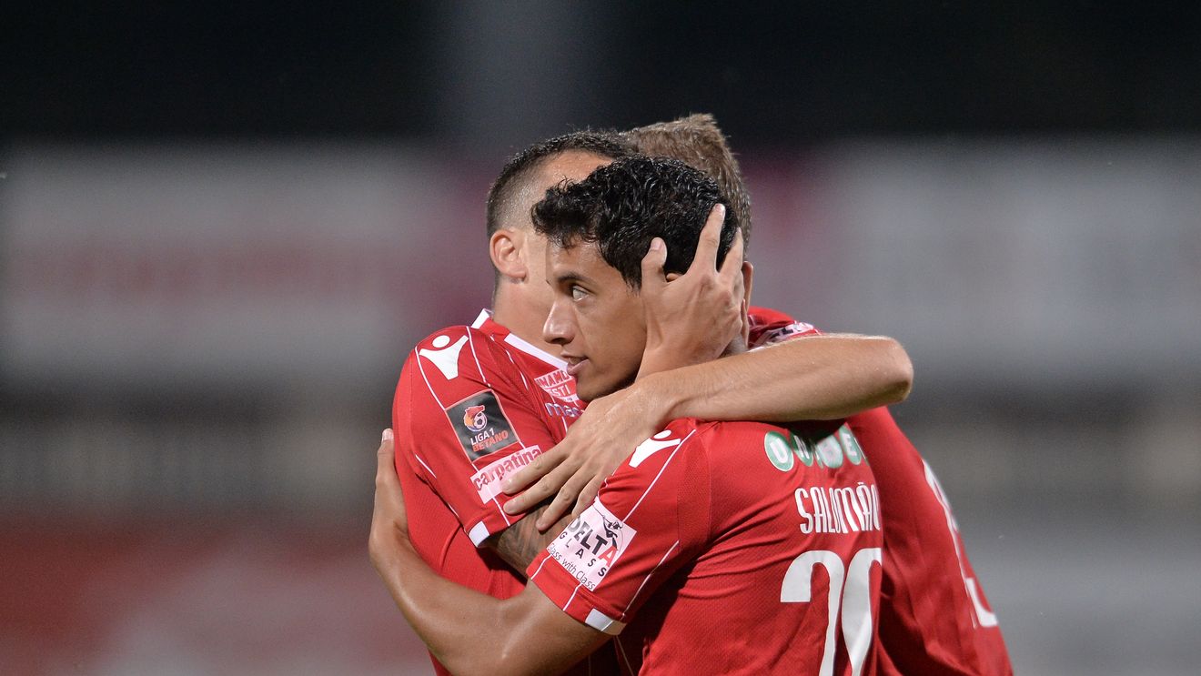 Dinamo - Hermannstadt 2-1. "Câinii" lui Bratu au dat lovitura în ultimul minut de joc! Tsoumou a fost eliminat, sibienii au ratat primul punct în deplasare în Liga 1 Betano 