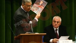 "Sandu e folositor la UEFA**, la noi nu mai are putere să conducă"