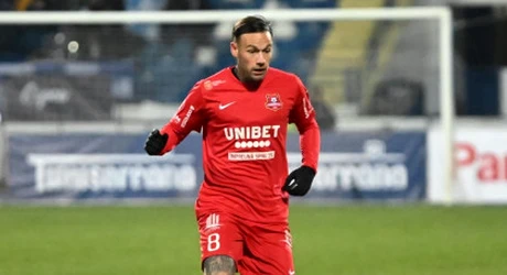 OFICIAL | Alessandro Murgia, drum liber spre echipa din play-off. Mijlocaşul italian s-a despărţit de FC Hermannstadt