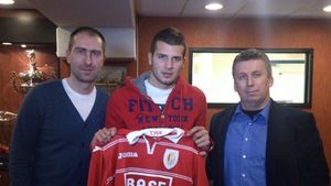 VIDEO Țucudean a fost prezentat oficial la Standard Liege! Prima declarație a fostului atacant al "câinilor"