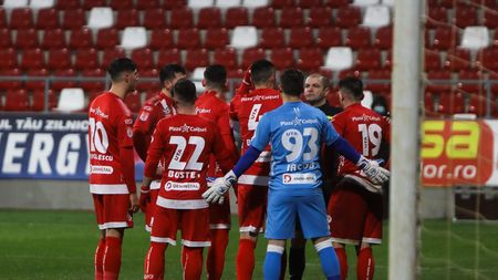 Liviu Antal, nervos din cauza arbitrajului, dar și din pricina terenului greu. „Suferim acasă, am adunat mai multe puncte din deplasare”