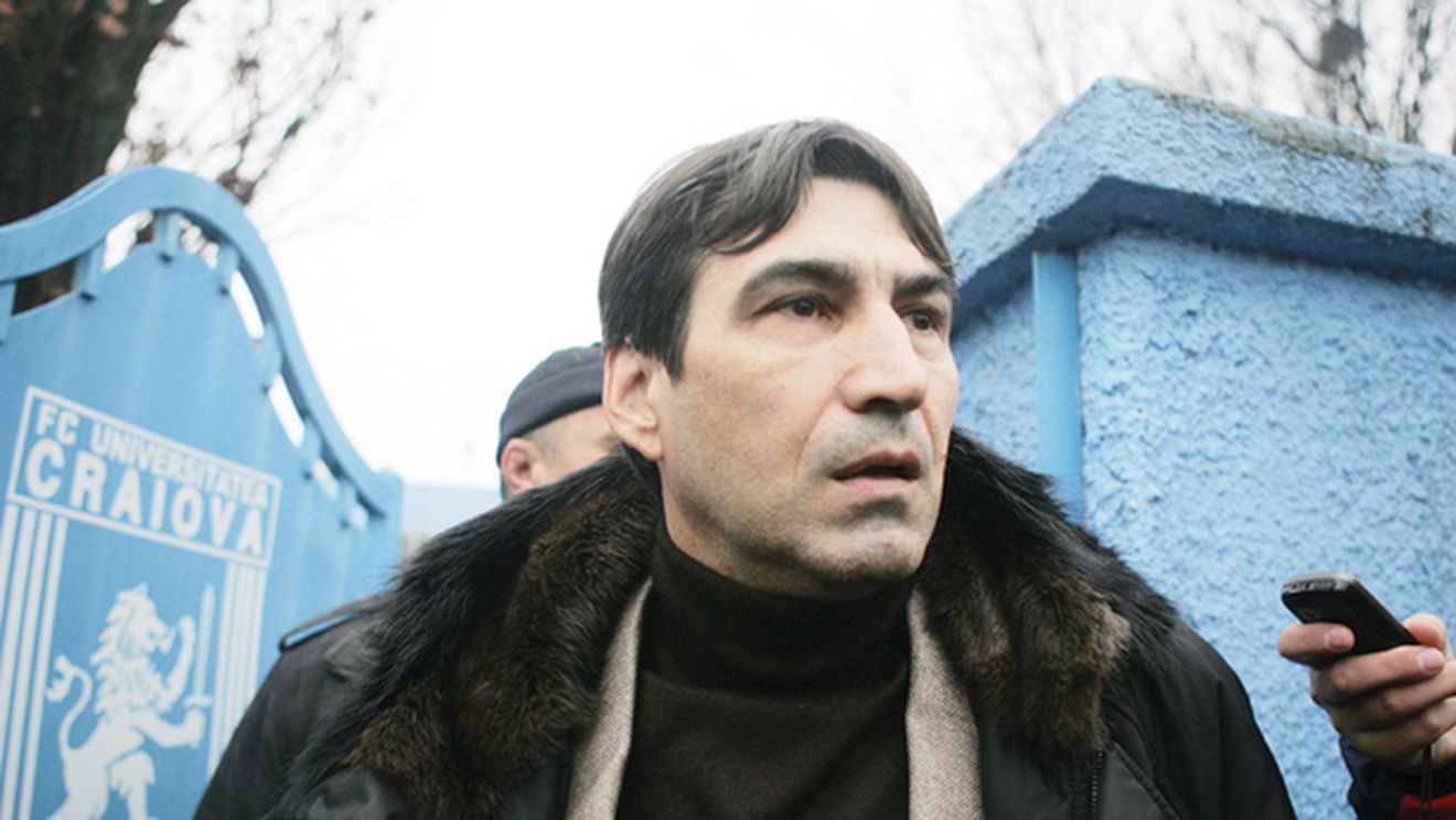 Atac la Mititelu: "Pițurcă a făcut ceva în fotbal** și nu merita să fie oprit cu bodyguarzii! A fost un gest de lașitate"