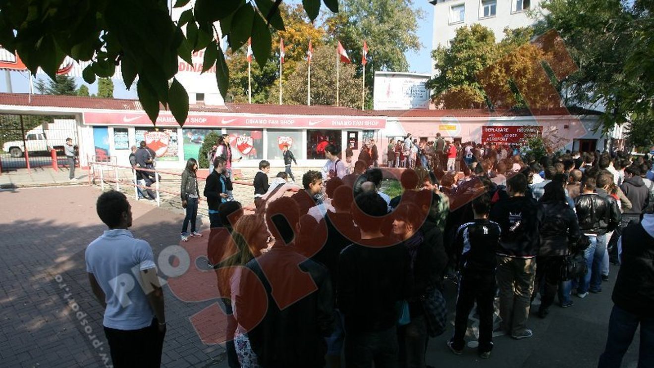 FOTO** Interes enorm pentru "Derby de România": 3300 de bilete vândute în 3 ore!