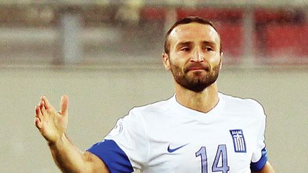 Atenție, Pițurcă: Grecii sunt tari pe benzi. Naționala elenă a marcat 7 din cele 12 goluri din preliminarii în urma unor acțiuni pornite din lateral