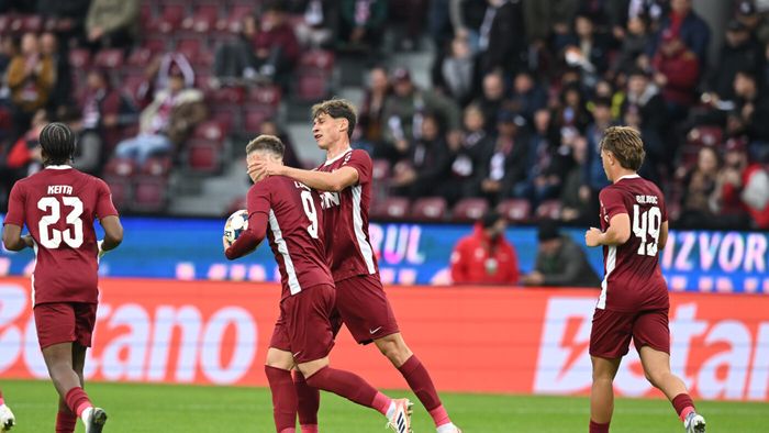 CFR Cluj - Hermannstadt 2-1, în etapa 12 din Superliga. Echipa lui Nelu Varga revine de la 0-1 și obține a doua victorie în campionat