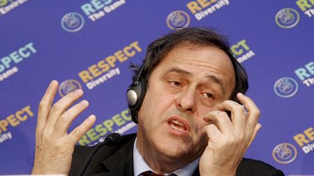 Campania "Respect", promovată de Michel Platini