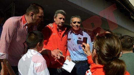 "Le dau autografe și steliștilor, ca să îi atragem la Dinamo" Mulțescu recunoaște că a avut un idol din Ghencea