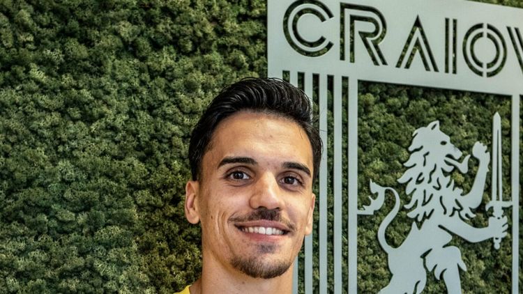 MERCATO E oficial! Universitatea Craiova, transferul momentului în Superliga, în plină luptă pentru titlu