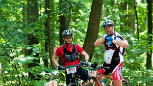 Mountain bike și orientare în cadrul aceluiași concurs: VeloCompass 2012