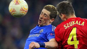 Cine-i mai înțelege pe fanii lui Chelsea? :)** Câte tricouri a vândut Fernando Torres în Marea Britanie. Rooney, printre dezamăgiri