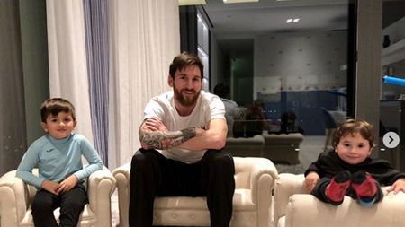 A făcut pace cu Barcelona, dar nu s-a întors la club! Messi a „rupt” tăcerea pe rețelele sociale + Antrenamentul de sâmbătă al catalanilor | VIDEO