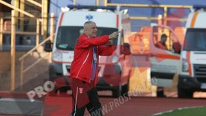 Florin Marin, la prima victorie pe banca Astrei: "Ne mai gândim la titlu, însă noi dorim să ne consolidăm locul doi"