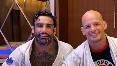 Unul dintre cei mai mari campioni la Jiu Jitsu din toate timpurile a fost împușcat în cap de un polițist! A murit după ce a ajuns la spital