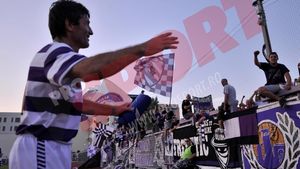 FOTO - Rotariu și-a luat 'la revedere' de la fanii lui ASU Poli