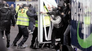 Invazie neo-nazistă!