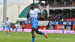 SPECIAL Steven Nsimba le închide gura dinamoviștilor cu ajutorul suporterilor olteni! Crez împotriva adversarilor: „Trebuie să îi faci să le fie frică”