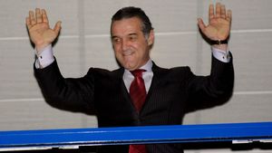 Omul care a privatizat Steaua aruncă bomba: „Gigi Becali a luat-o legal, dar făcut o singură greşeală”