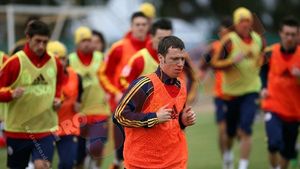 Motivați cu BarÃ§a!** Răzvan vrea să își inspire elevii cu jocul "extratereștrilor"