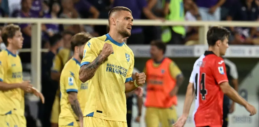 FCSB l-a cedat prea ieftin pe Daniel Bîrligea la Frosinone. „Păi în ziua de azi cinci milioane dai pe un șofer de autobuz la Borussia!”