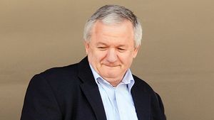 Adrian Porumboiu: "Sabou este un pseudofotbalist"