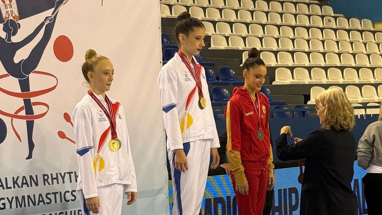 Cristina Halep, nepoata Simonei Halep, performanță extraordinară la gimnastică ritmică! A luat 4 medalii, dintre care una de aur