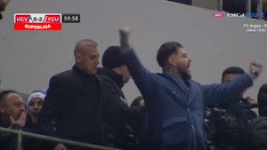 Reacție genială a familiei Mititelu după golurile marcate de FC U Craiova! Trupa lui Nicolo Napoli a redus la tăcere galeria gazdelor