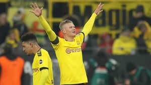 Minunat! Fabulosul Erling Haaland marchează primul gol după reluarea Bundesliga, în meciul Borussia Dortmund - Schalke | VIDEO
