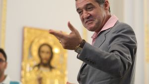 "Dacă retragem numărul fiecărui jucător valoros care pleacă, rămânem fără tricouri"