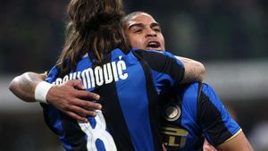 Pus să aleagă cel mai bun fotbalist alături de care a jucat, marele Zlatan a surprins. Cuvintele superbe despre omul pe care toată lumea fotbalului îl regretă: "Era un animal! Nimeni nu putea să-i ia mingea, dar..."