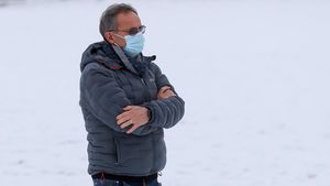 EXCLUSIV | Un club istoric în fotbalul românesc, aproape de finalul de drum în Liga 2! Patronul a anunțat jucătorii că intenționează să nu mai înscrie echipa în campionatul următor