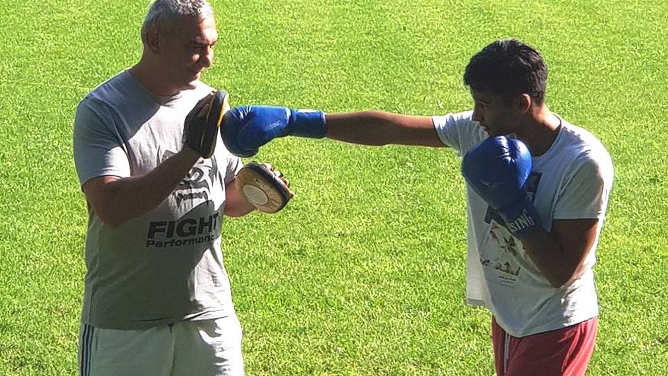 Scandalul interlopilor. Antrenorul de box Napoleon Gheorghe: ”Nu am nicio legătură cu clanurile interlope. Mi s-a asociat tendențios și nejustificat numele și am ajuns să primesc amenințări cu moartea”