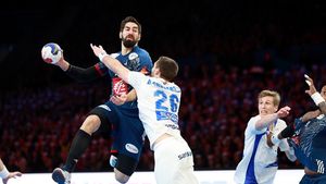 Două sferturi "clasice" la Campionat Mondial. Antrenorii spanioli, noua modă în handbal: trei din cele opt naționale calificate în Top 8 au tehnicieni iberici pe bancă
