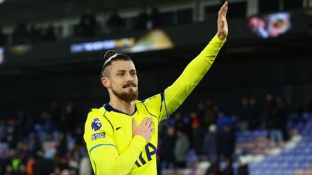 S-a aflat cine e clubul ”din afara Italiei” care l-a ofertat pe Radu Drăgușin! Românul și-a ales deja viitoarea echipă