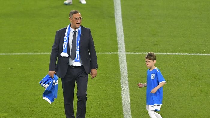 Circulă un zvon prin Bănie: Rodion Cămătaru, împăcare istorică cu Adrian Mititelu și revenire ca președinte la FC U Craiova! Finanțatorul alb-albaștrilor a mai încerca să îl aducă în club acum un an | EXCLUSIV
