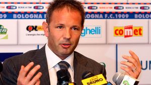 Sfat pentru Mihajlovic:** "Păstrează-l pe Mutu!"