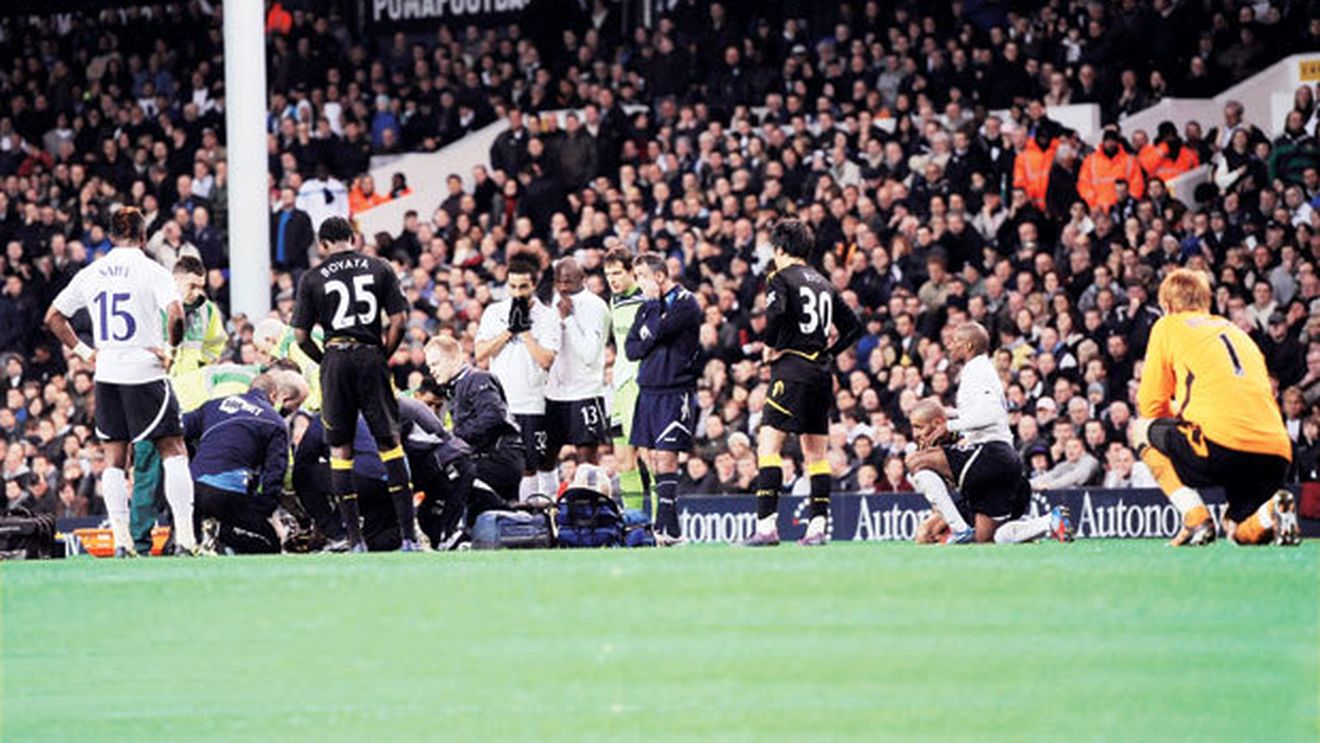 "Jucați pentru fiul meu!"** Tatăl lui Muamba i-a convins pe oficialii lui Bolton să nu retragă echipa din Cupa Angliei