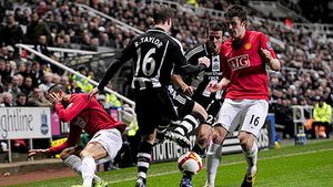 Ronaldo a fost lovit peste față în mod laș