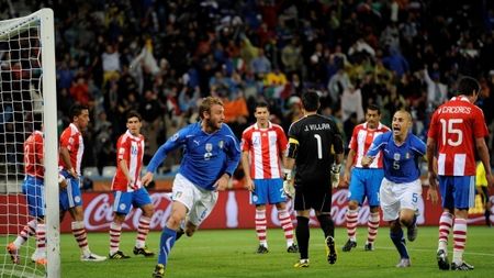 VIDEO 3D! Șah la rege