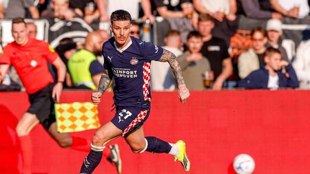 Dennis Man, superstar în Olanda: „Nu face nimic deosebit, dar e totuși briliant, aproape miraculos”